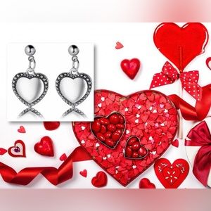 $1 HEART EARRINGS. NEW. $1 WITH ANY $10 ORDER OR MORE